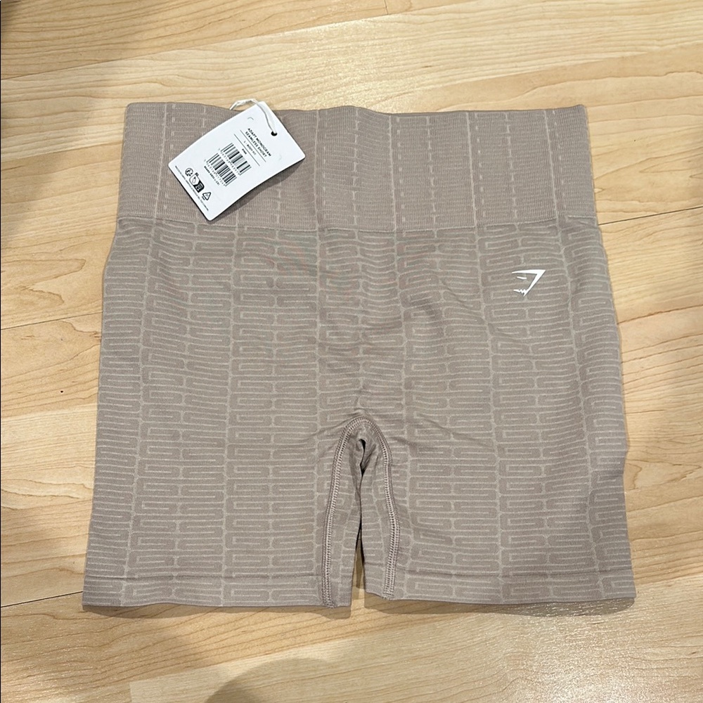 Gymshark Adapt Monogram Seamless Shorts - Stone Pink/Ecru White
